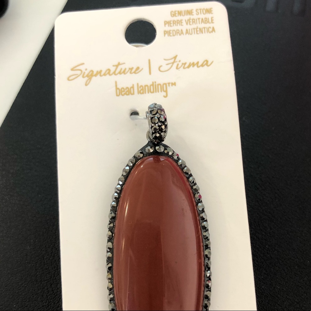 Beautiful Pendant - Picture 5 of 7